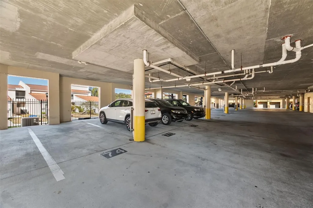 4305 Bayside Village Drive Tampa FL 33615