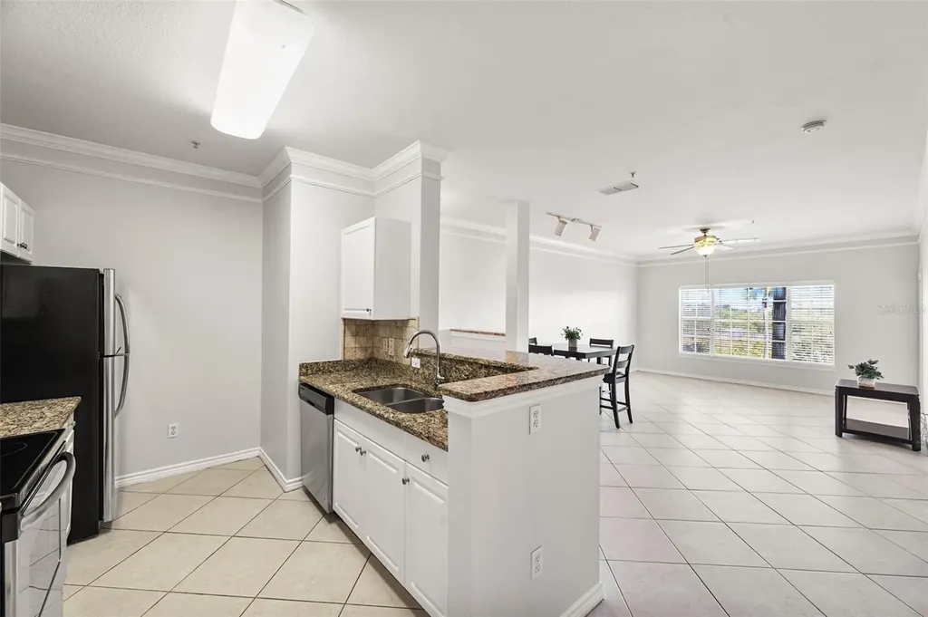 4305 Bayside Village Drive Tampa FL 33615