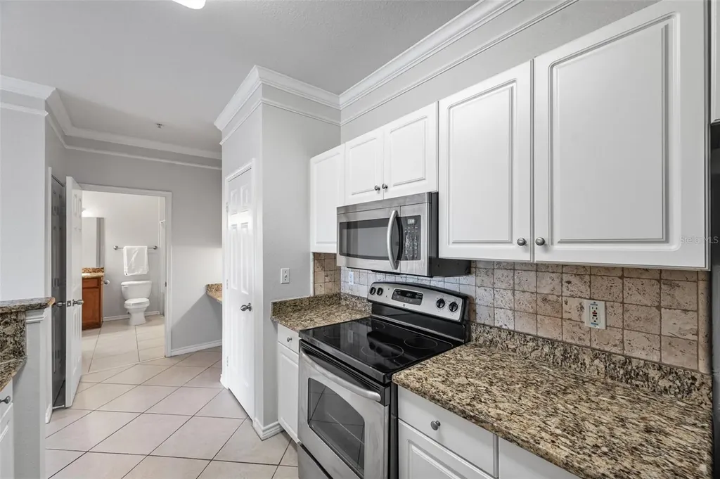 4305 Bayside Village Drive Tampa FL 33615