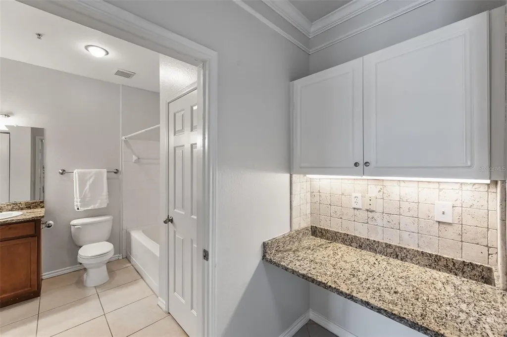4305 Bayside Village Drive Tampa FL 33615
