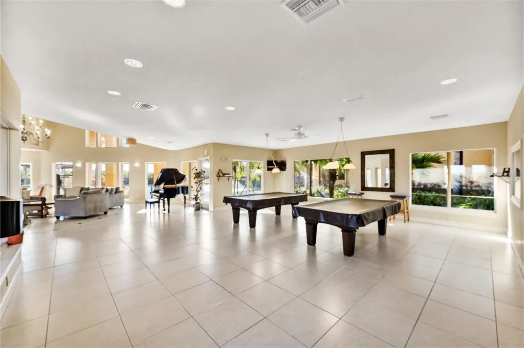 4305 Bayside Village Drive Tampa FL 33615