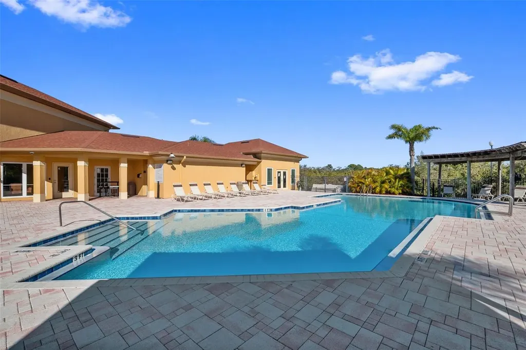 4305 Bayside Village Drive Tampa FL 33615