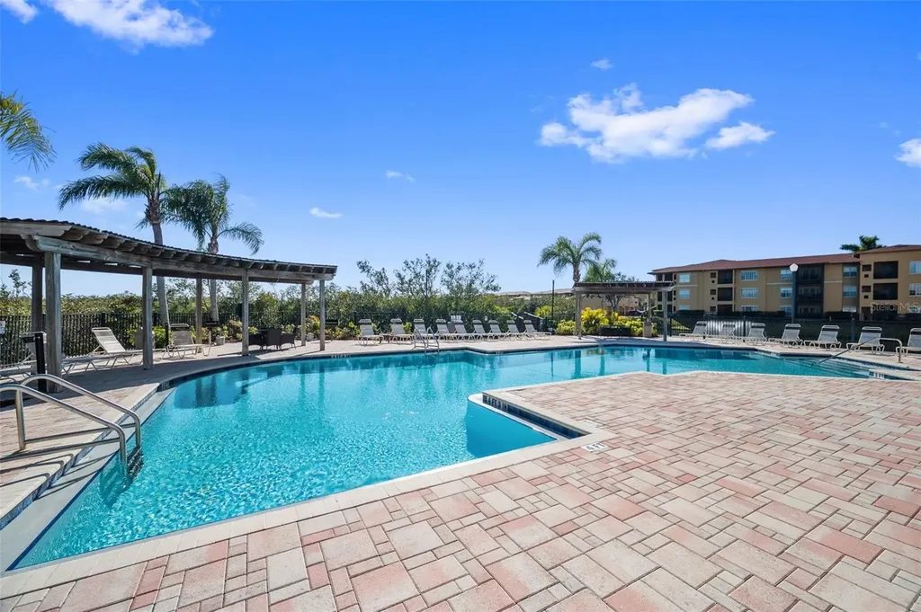 4305 Bayside Village Drive Tampa FL 33615