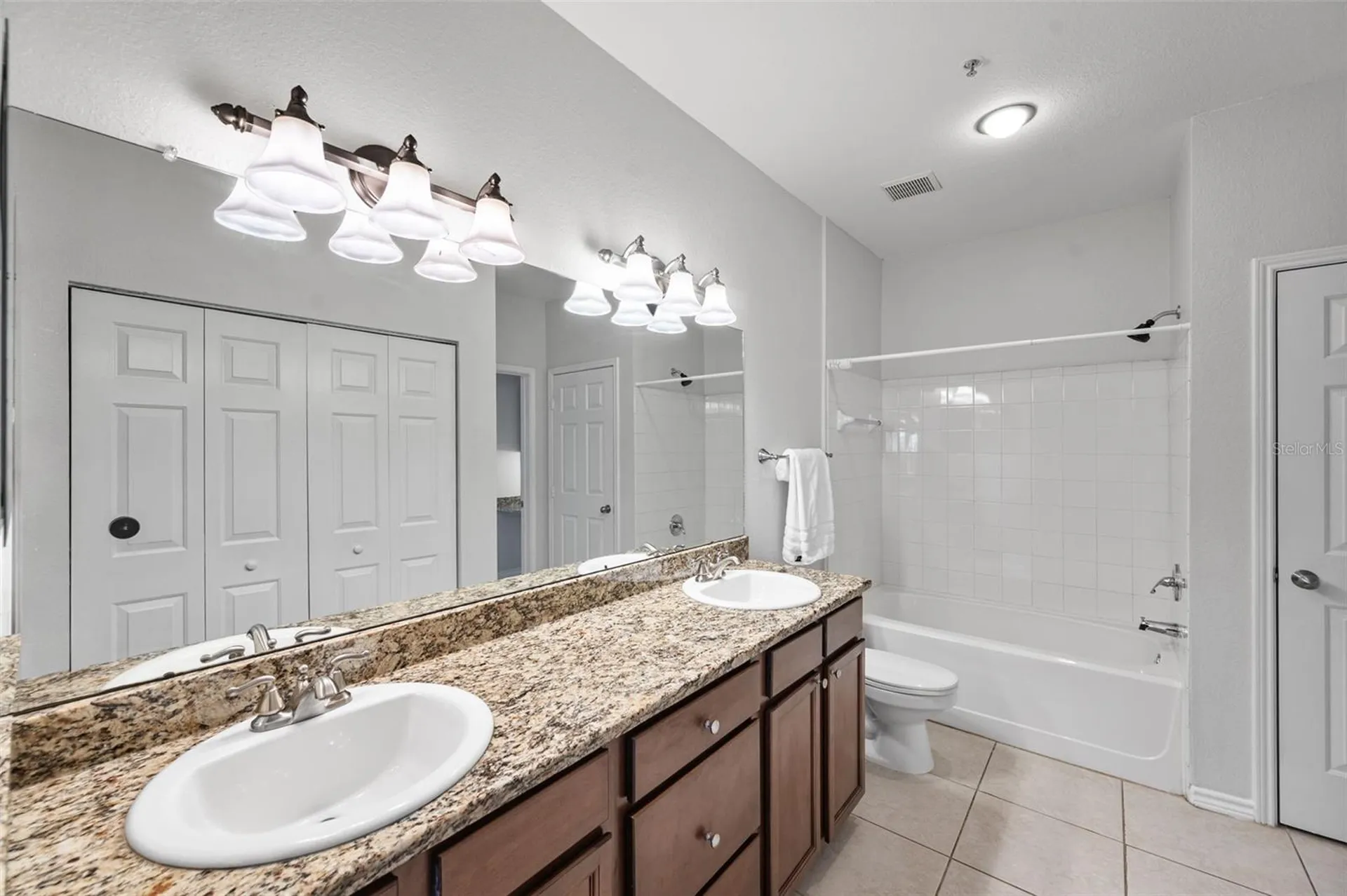 4305 Bayside Village Drive Tampa FL 33615