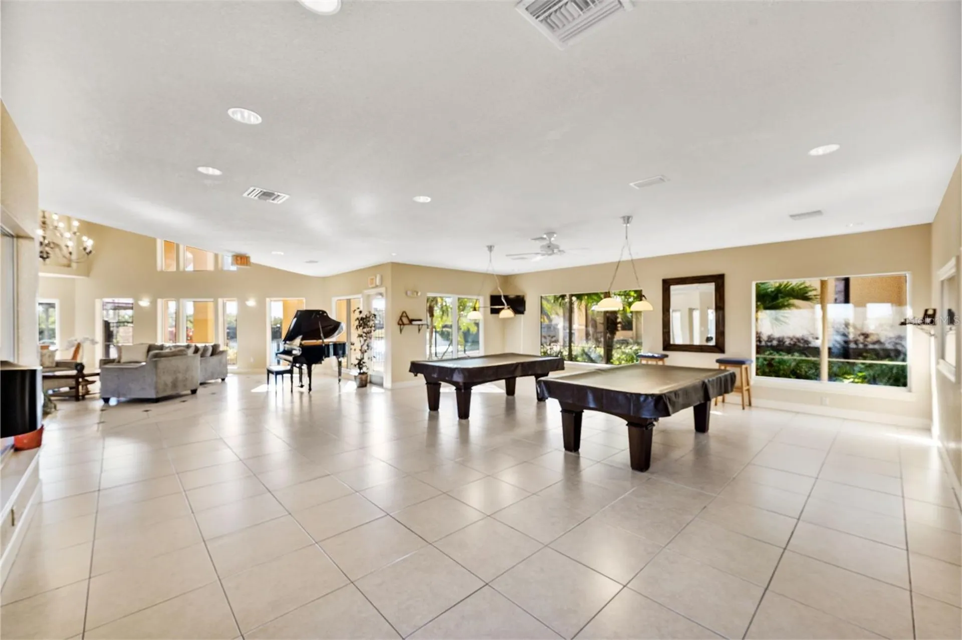 4305 Bayside Village Drive Tampa FL 33615
