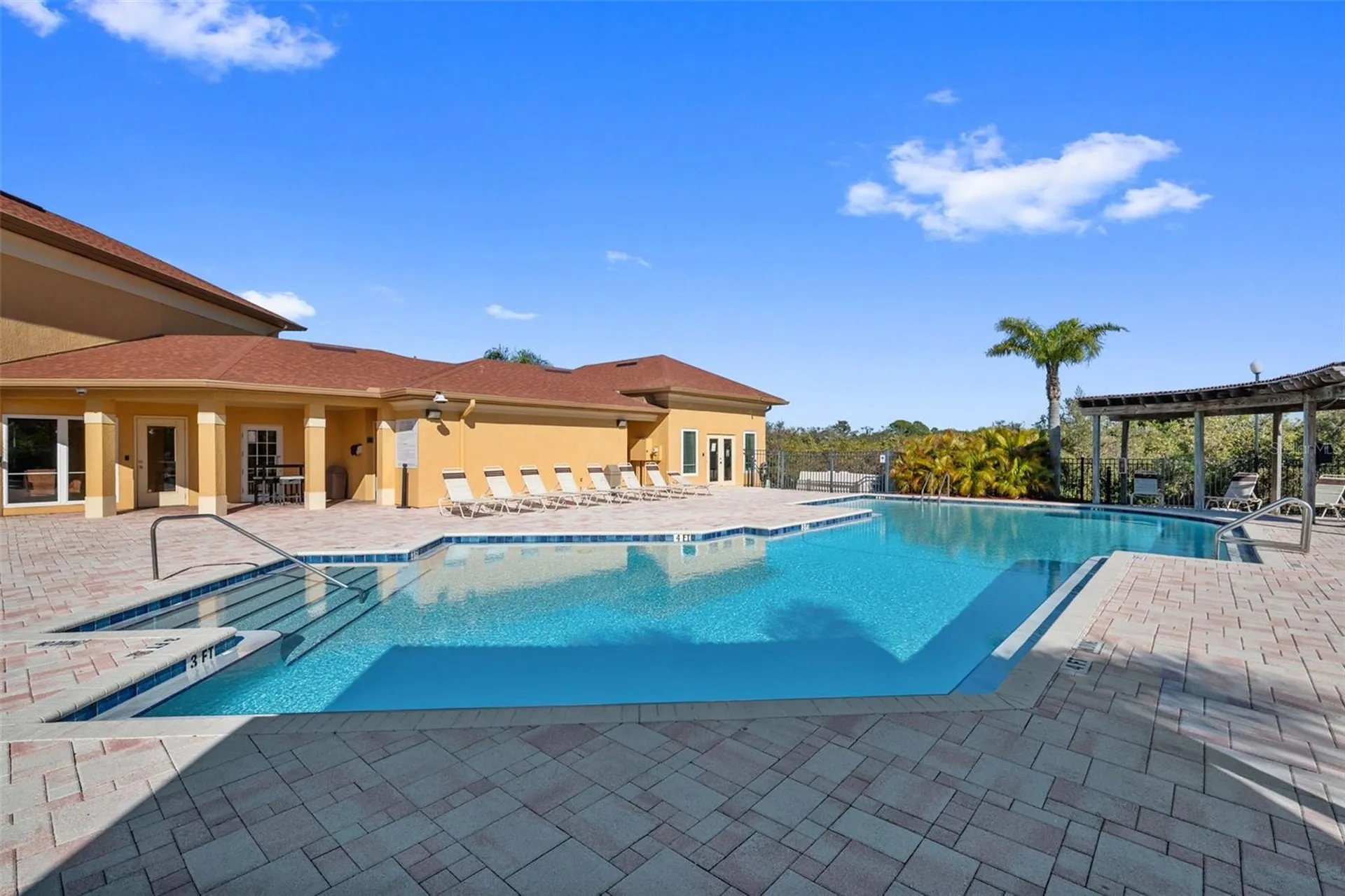 4305 Bayside Village Drive Tampa FL 33615