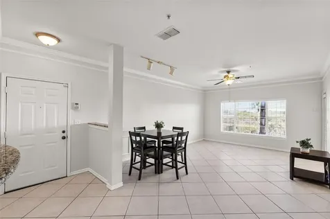 4305 Bayside Village Drive Tampa FL 33615