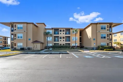 4305 Bayside Village Drive Tampa FL 33615