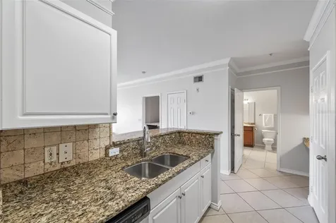 4305 Bayside Village Drive Tampa FL 33615