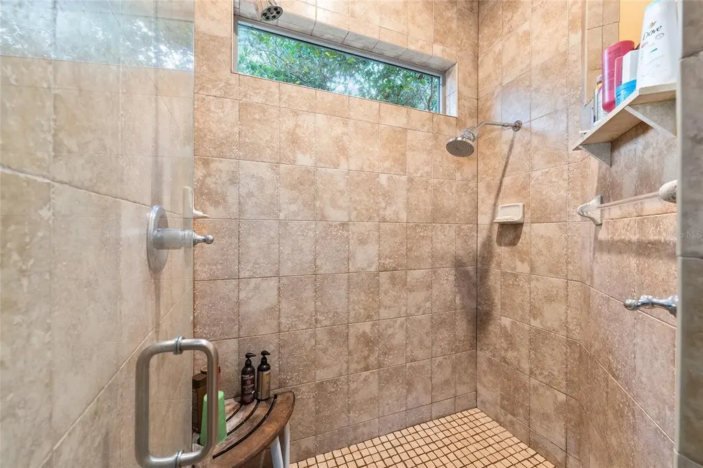 2150 SE 73 Loop Ocala FL 34480