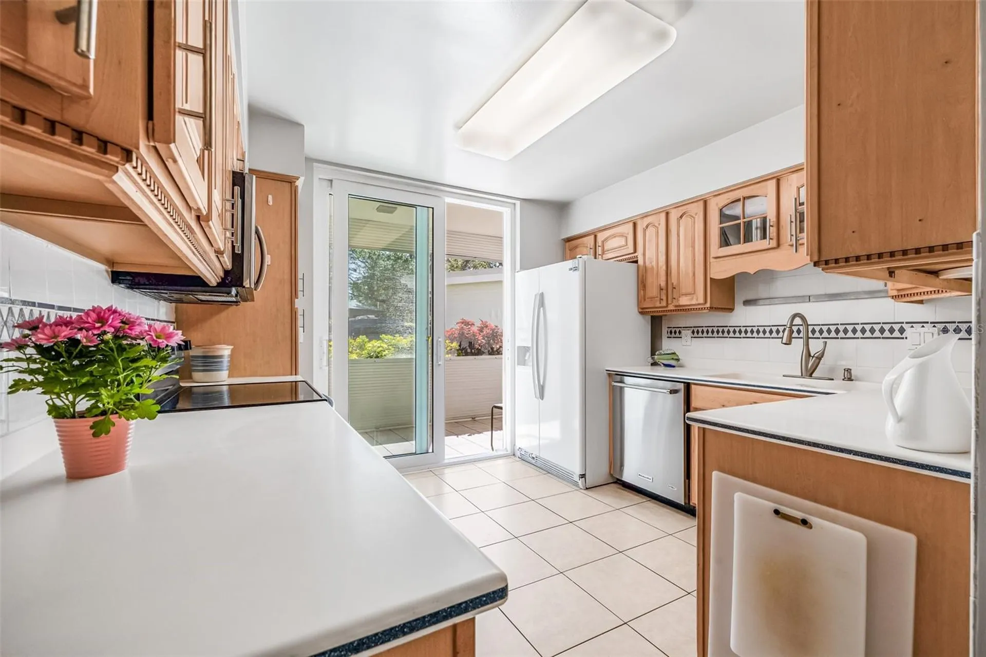 615 10th Avenue NE St Petersburg FL 33701
