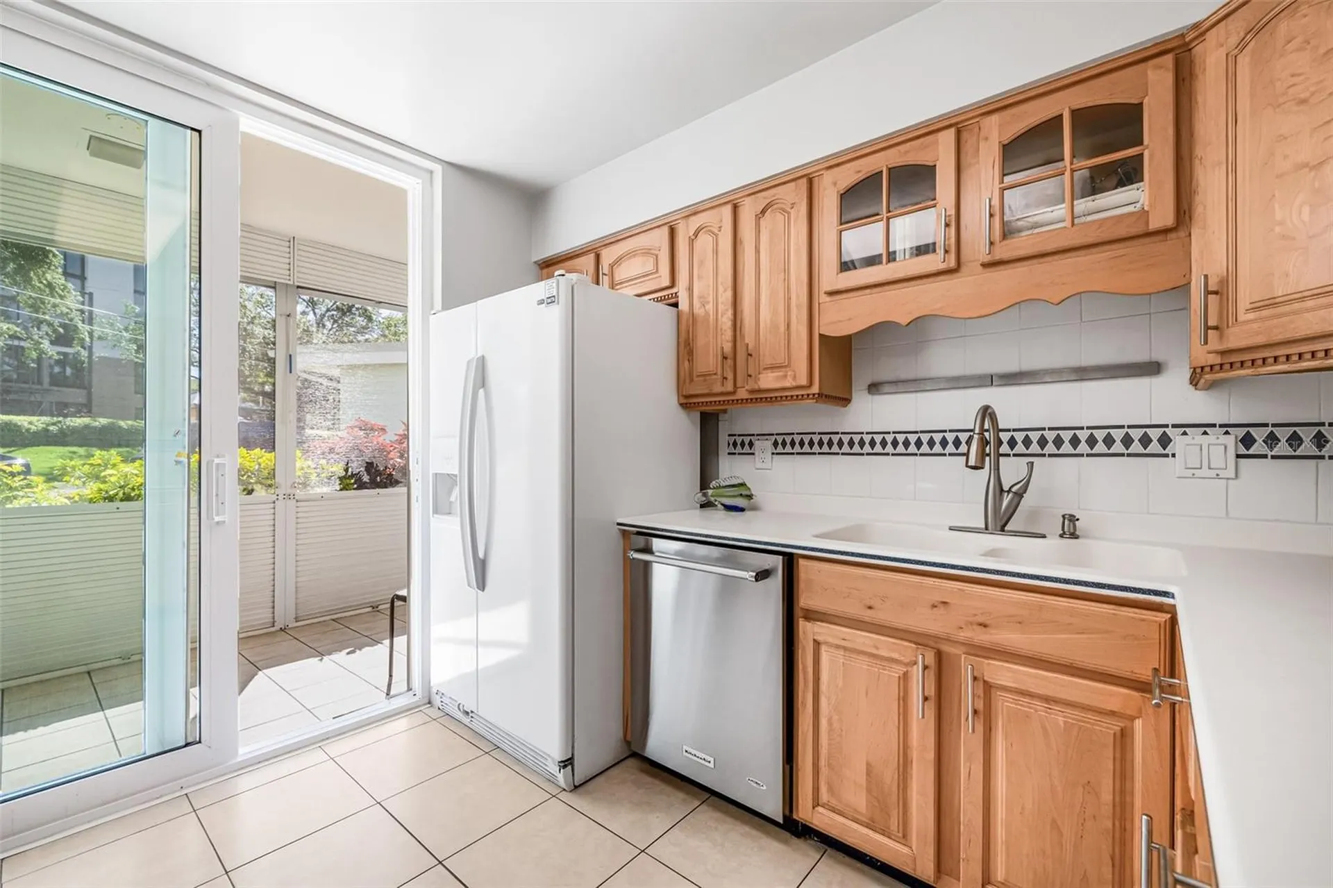 615 10th Avenue NE St Petersburg FL 33701