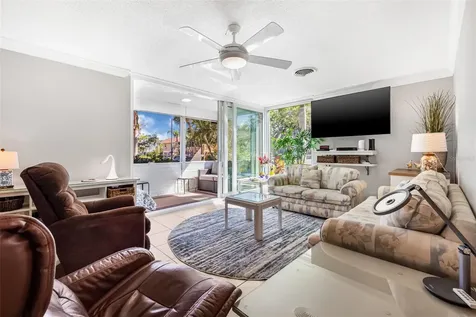 615 10th Avenue NE St Petersburg FL 33701