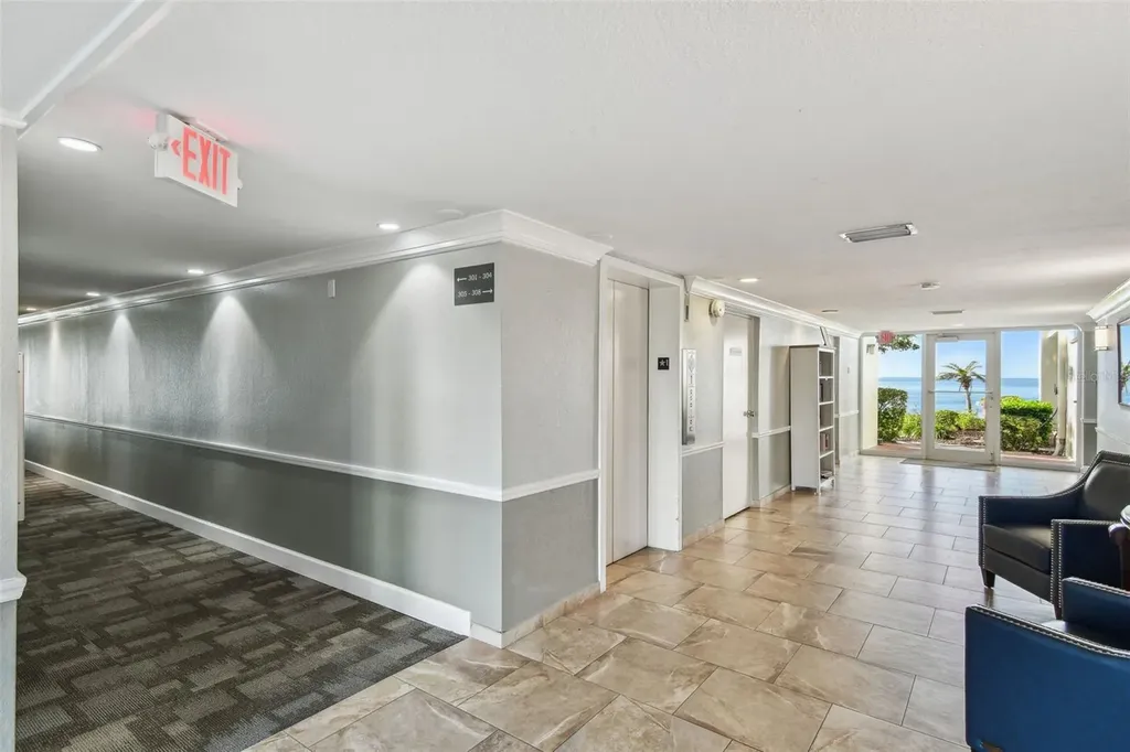 301 Mariner Drive Tarpon Springs FL 34689