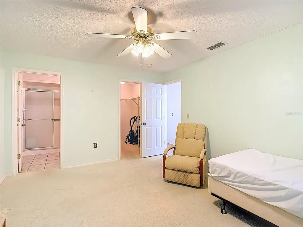 38460 Cottonwood Place Zephyrhills FL 33542