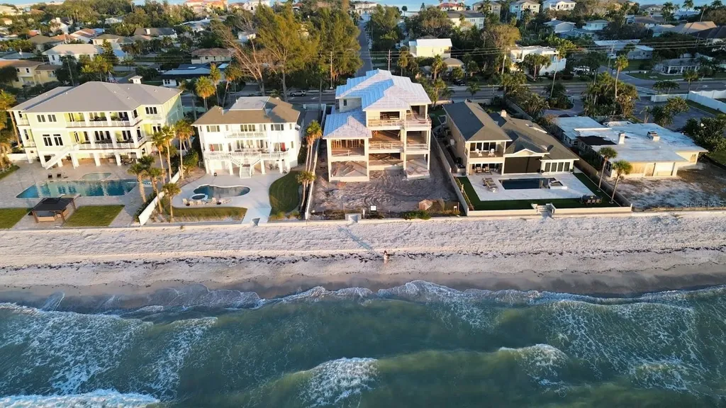 660 Gulf Boulevard Belleair Shore FL 33786