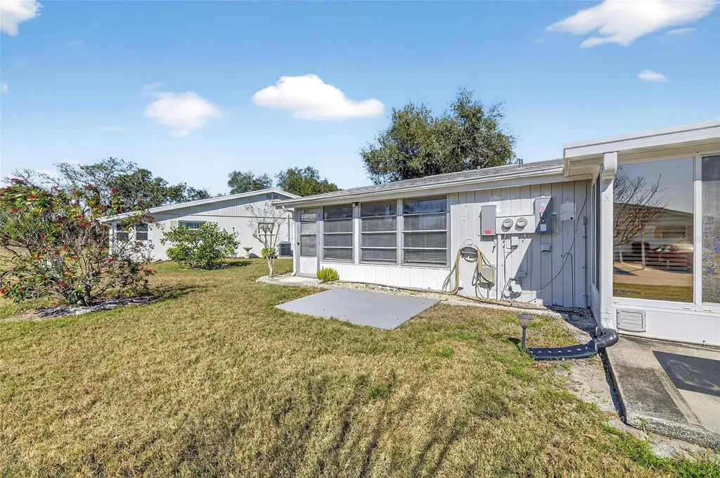 301 Andover Place S Sun City Center FL 33573