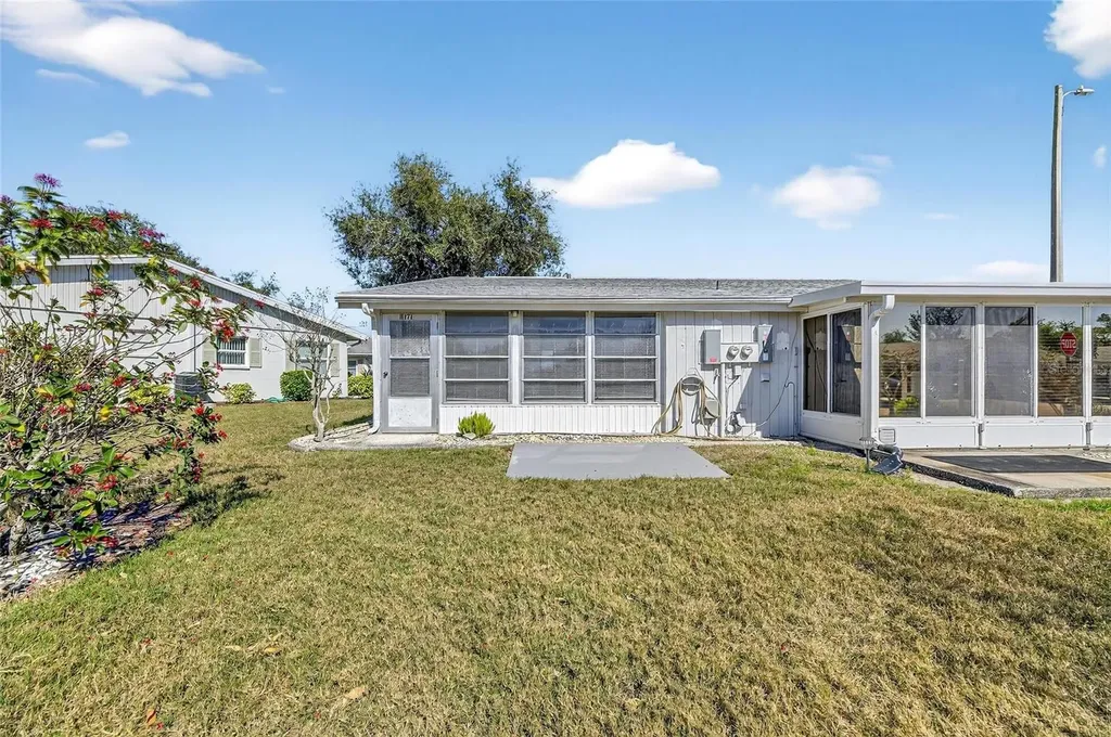 301 Andover Place S Sun City Center FL 33573