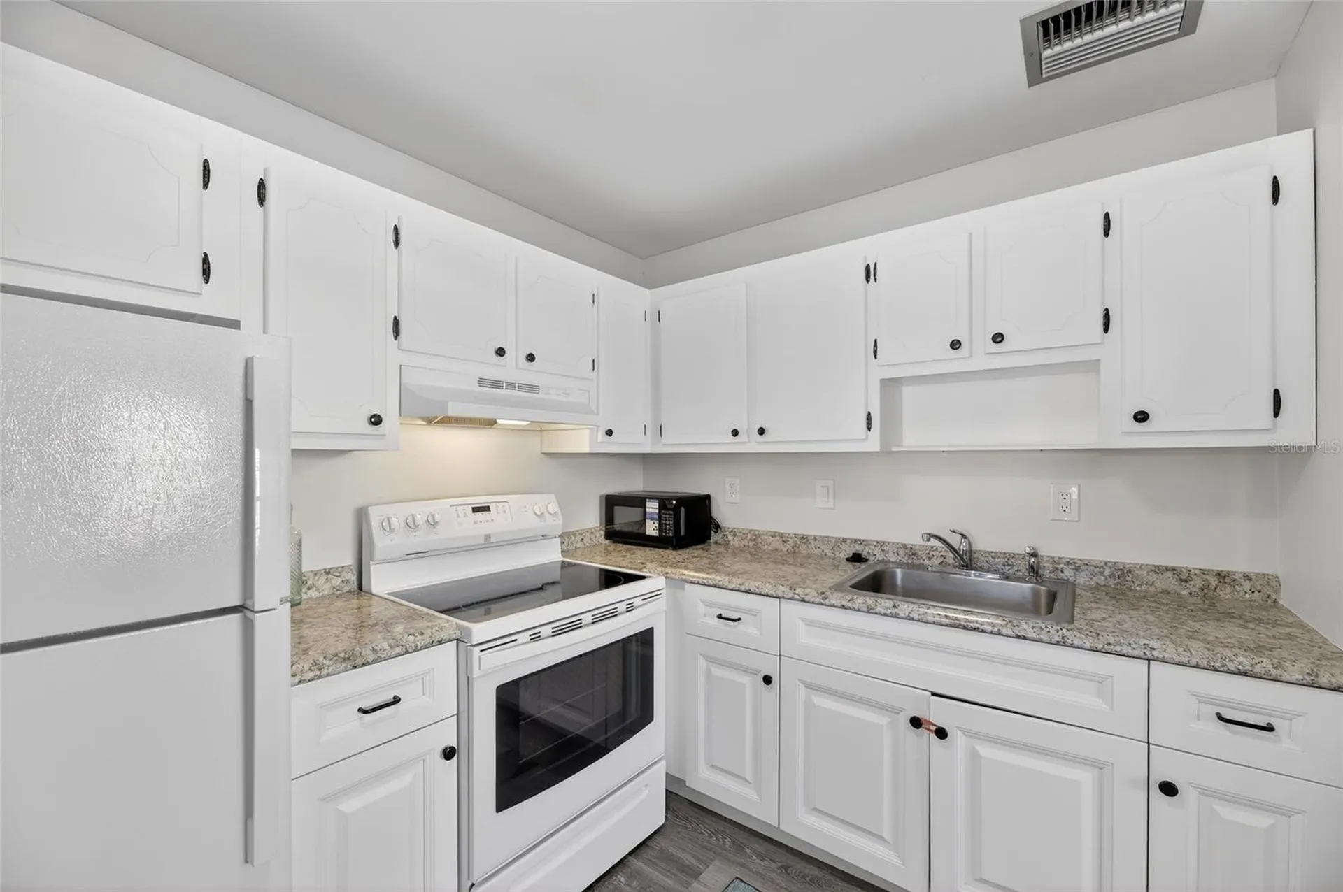 301 Andover Place S Sun City Center FL 33573