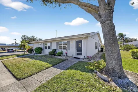 301 Andover Place S Sun City Center FL 33573