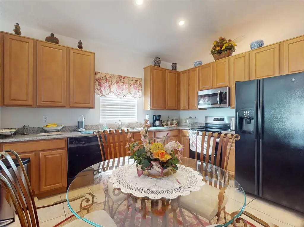 221 Belgian Way Sanford FL 32773