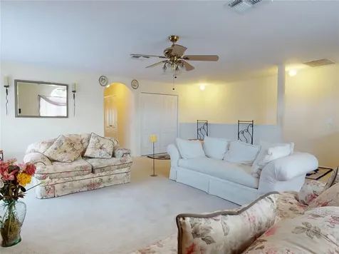221 Belgian Way Sanford FL 32773
