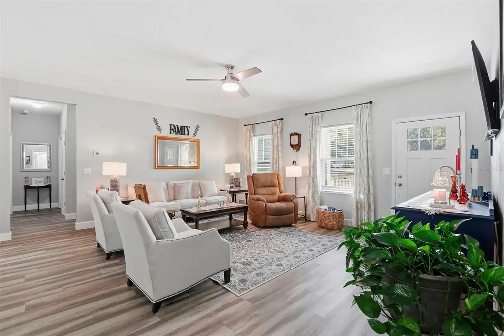 9092 Maryann Drive Fanning Springs FL 32693