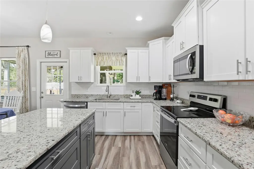 9092 Maryann Drive Fanning Springs FL 32693