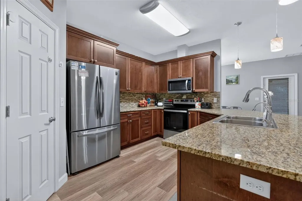 30 Deer Trail Circle Bronson FL 32621