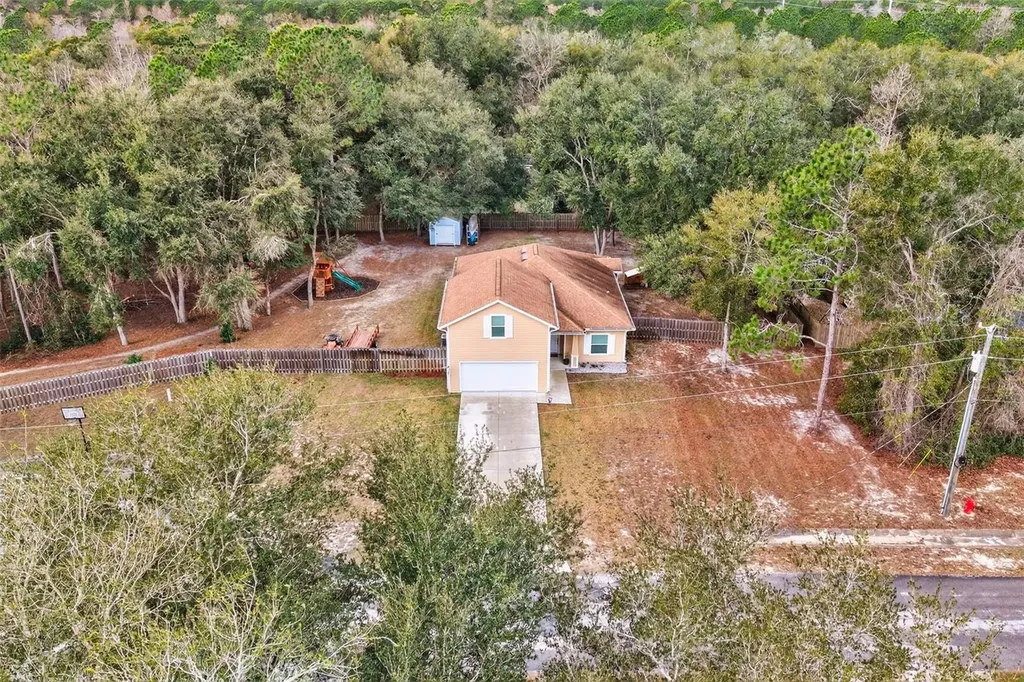 30 Deer Trail Circle Bronson FL 32621