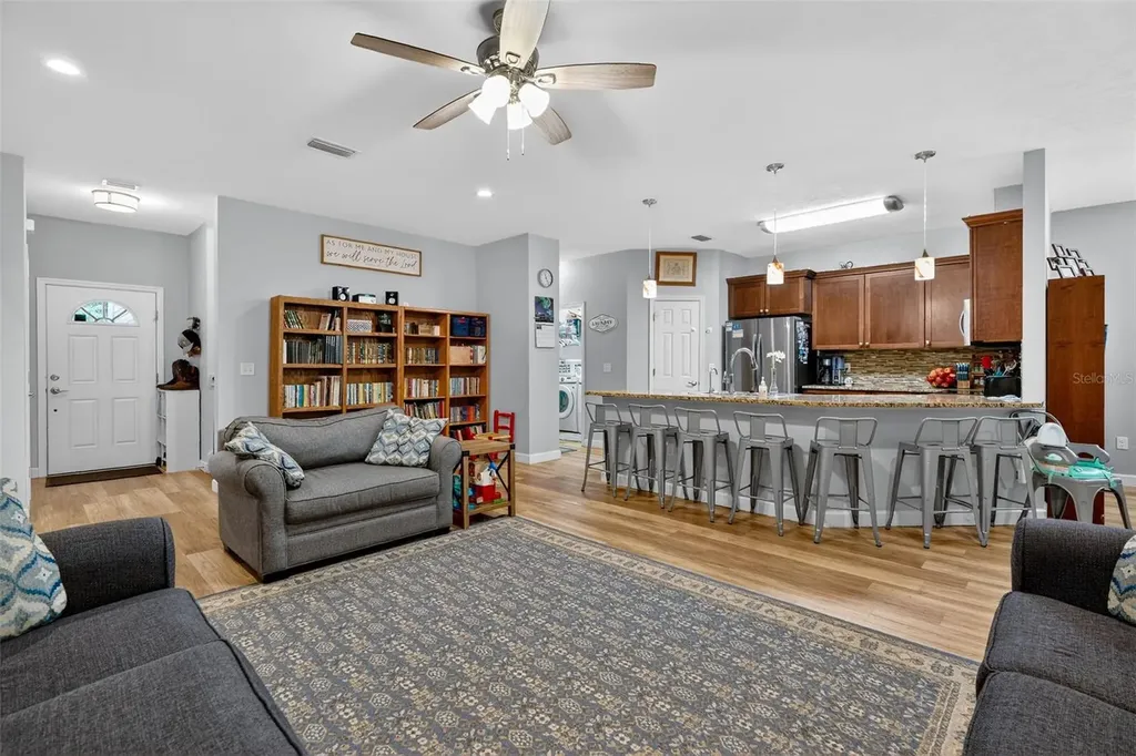 30 Deer Trail Circle Bronson FL 32621