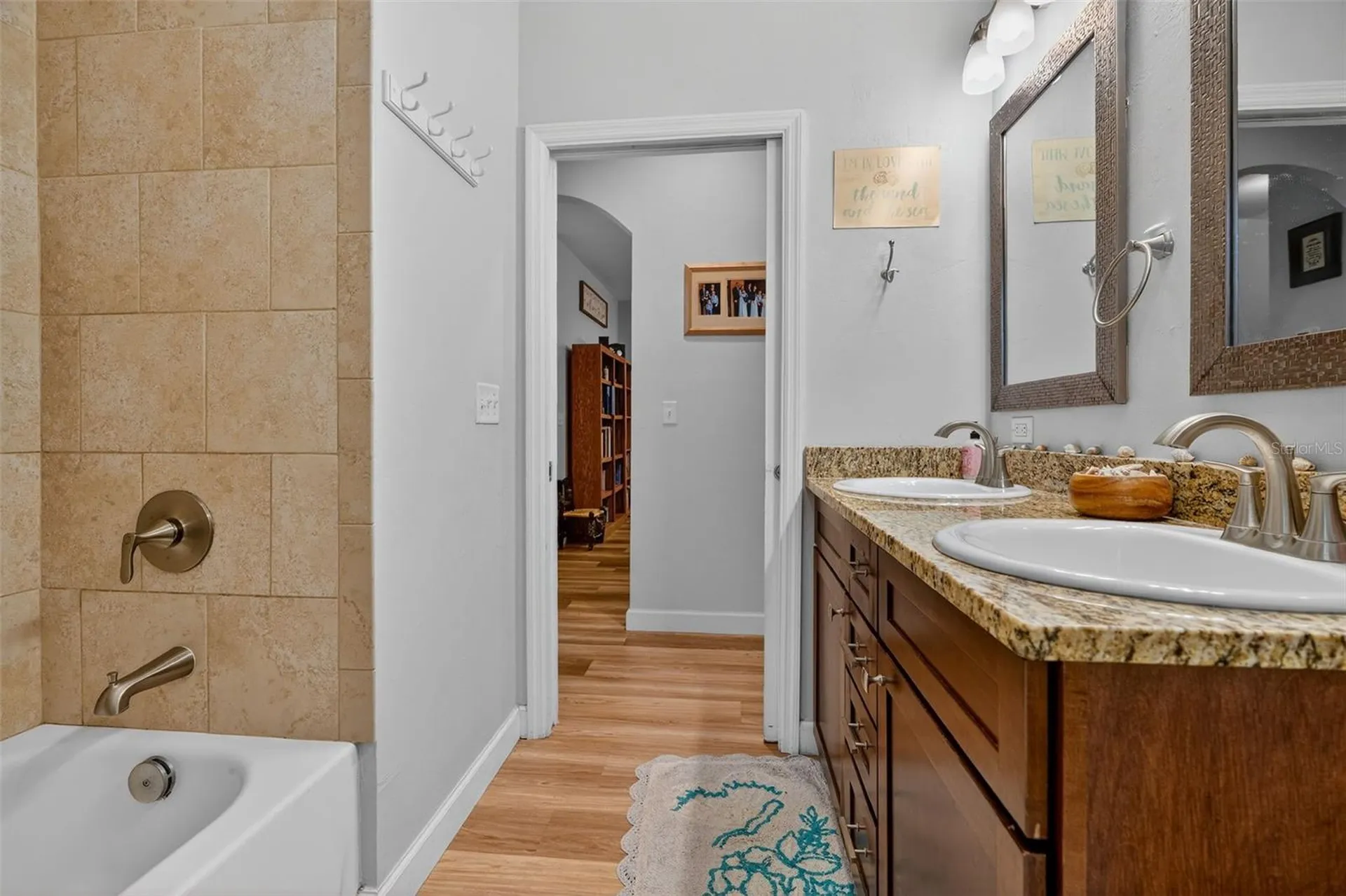 30 Deer Trail Circle Bronson FL 32621