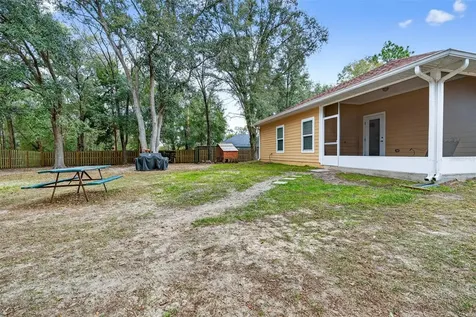 30 Deer Trail Circle Bronson FL 32621