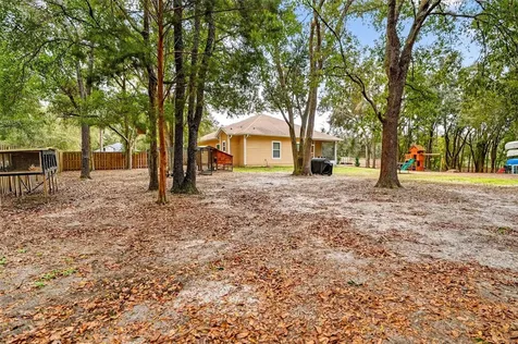 30 Deer Trail Circle Bronson FL 32621