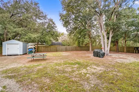 30 Deer Trail Circle Bronson FL 32621