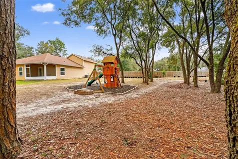 30 Deer Trail Circle Bronson FL 32621