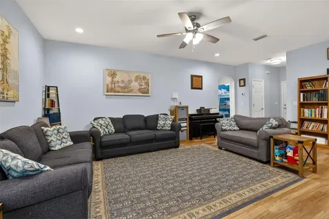 30 Deer Trail Circle Bronson FL 32621