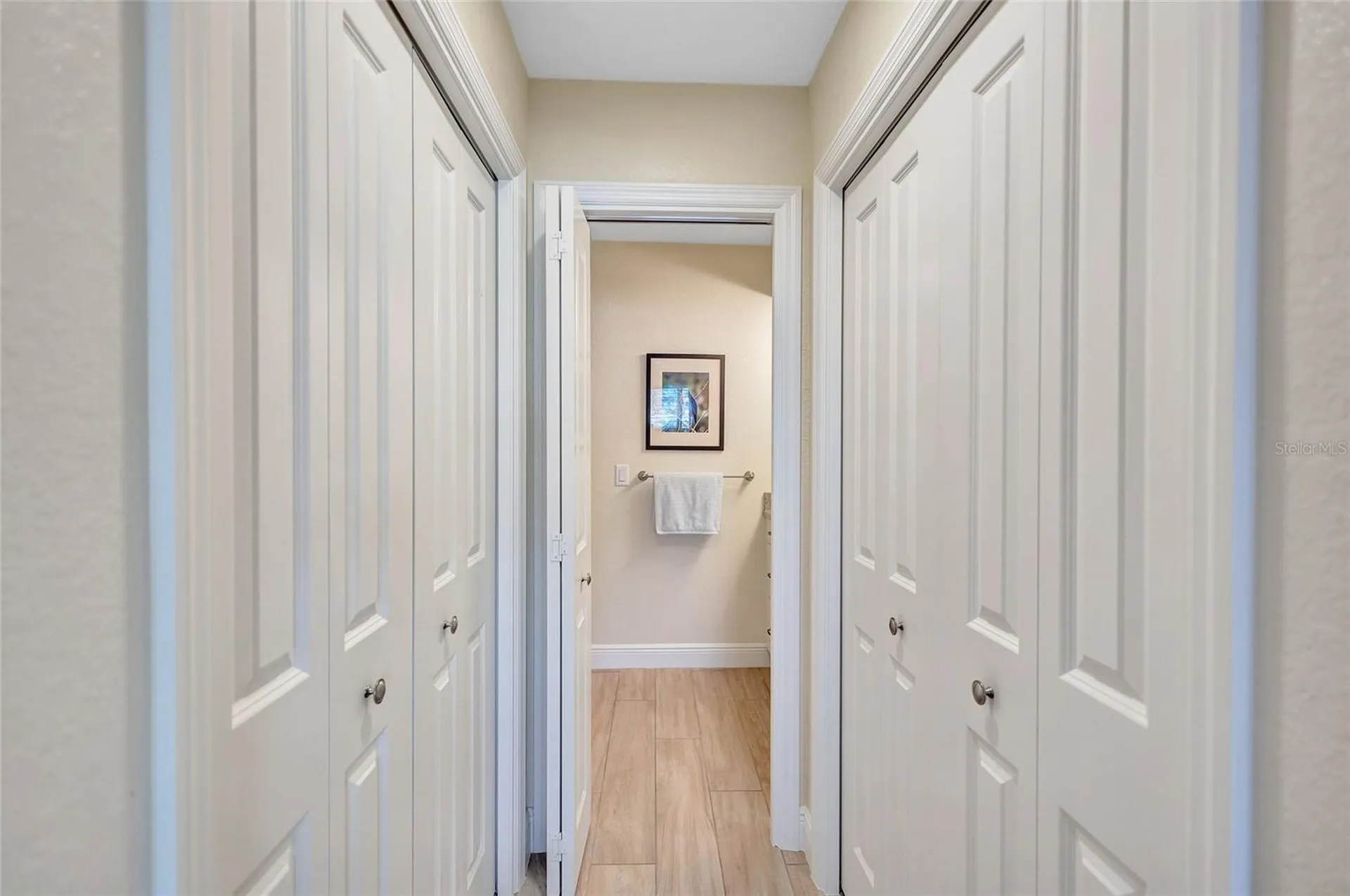 137 Avenida Messina Sarasota FL 34242