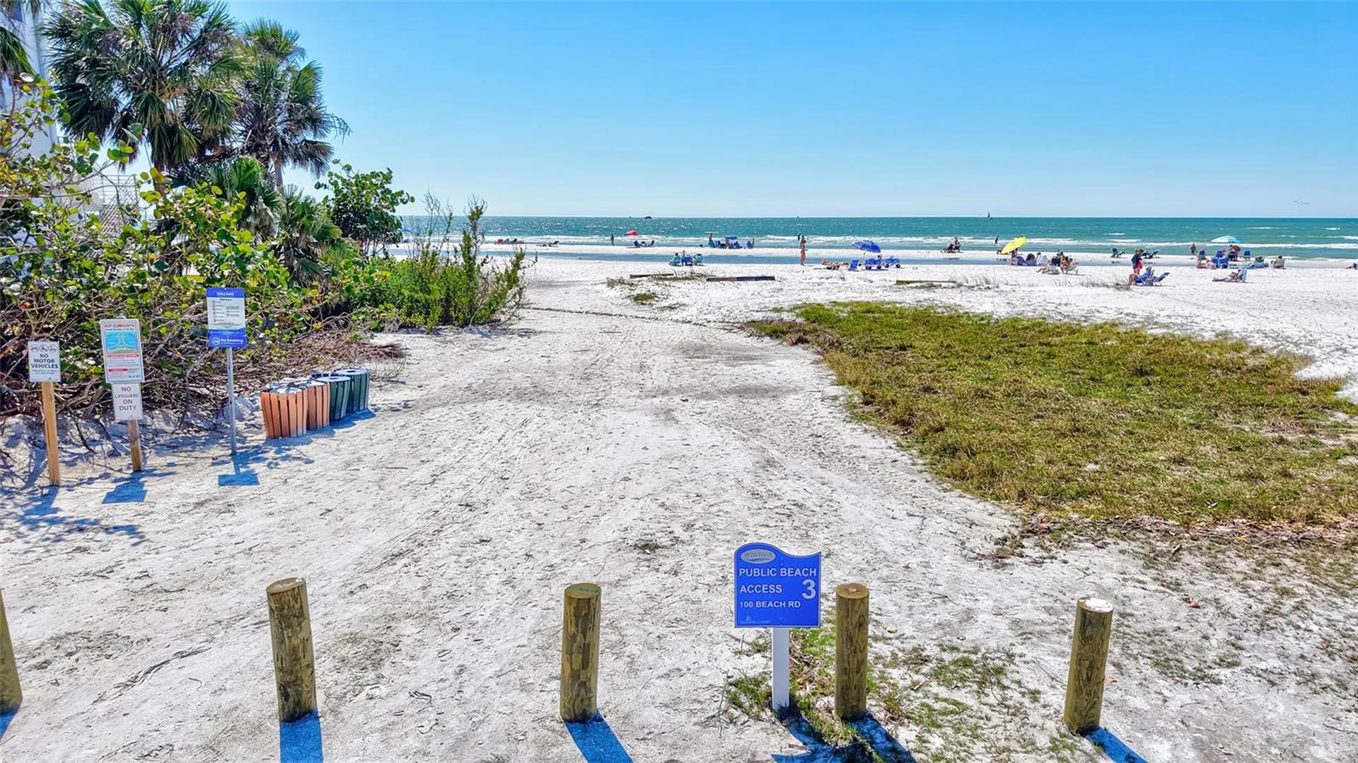 137 Avenida Messina Sarasota FL 34242