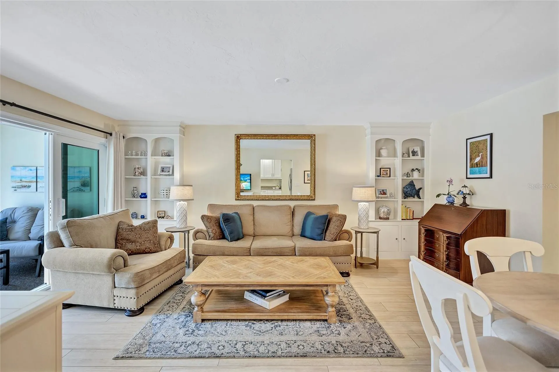 137 Avenida Messina Sarasota FL 34242