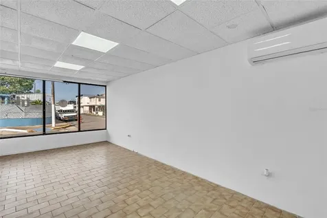 1000 8se Andalucía Puerto Nuevo PR 00920