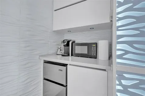 1000 8se Andalucía Puerto Nuevo PR 00920