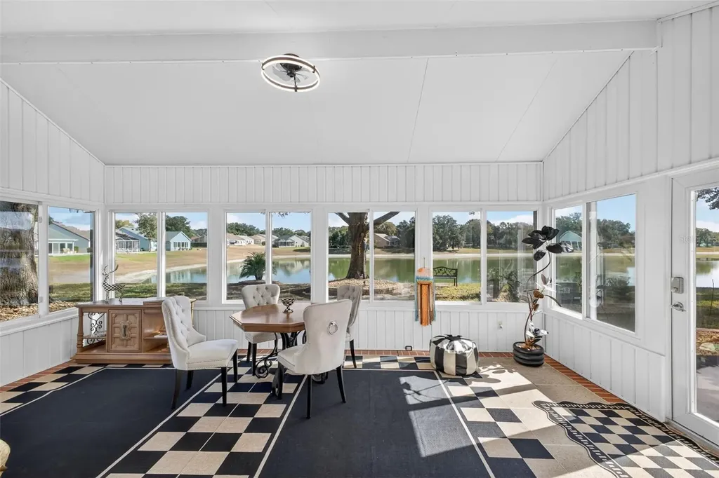 411 Del Mar Drive Lady Lake FL 32159