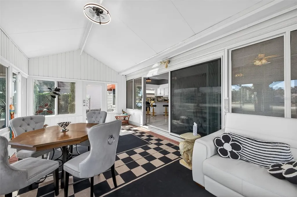411 Del Mar Drive Lady Lake FL 32159