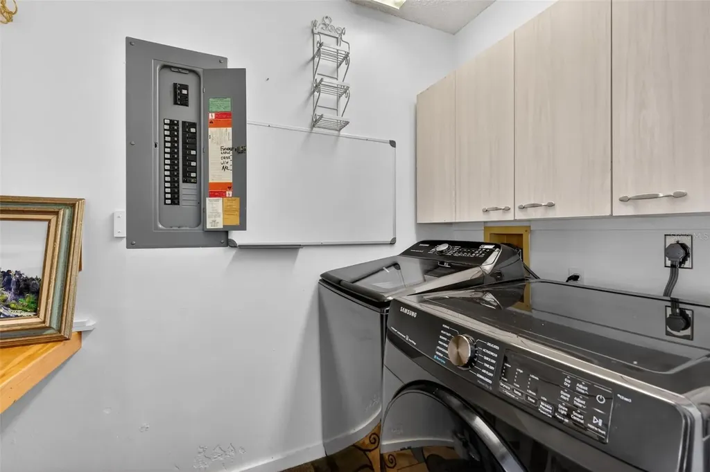 411 Del Mar Drive Lady Lake FL 32159