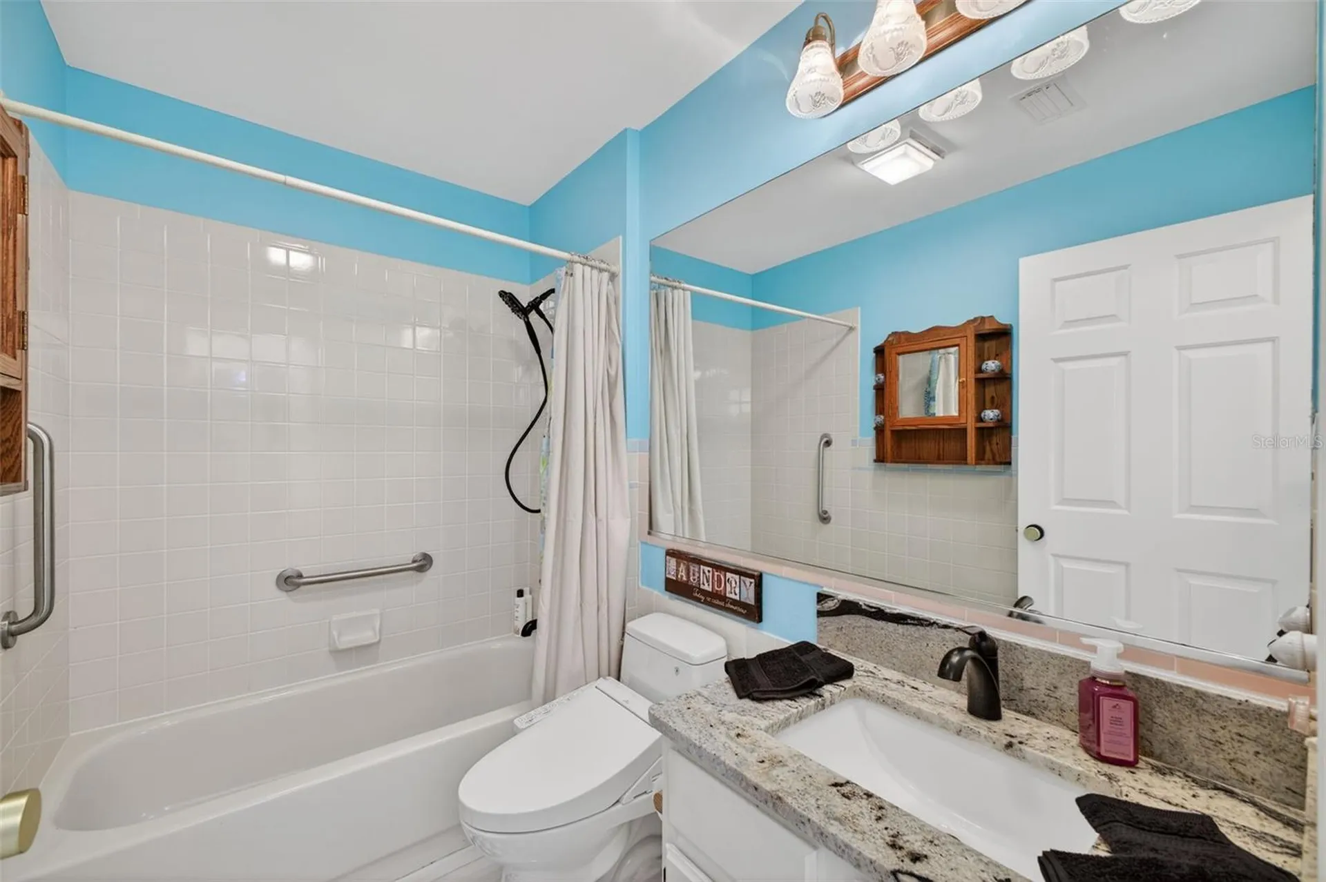 411 Del Mar Drive Lady Lake FL 32159