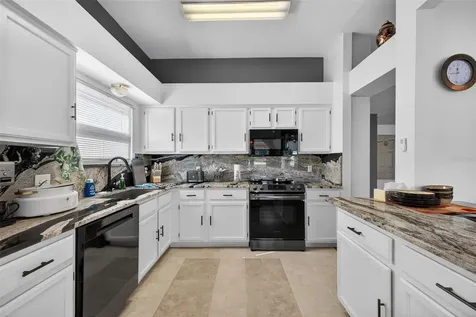 411 Del Mar Drive Lady Lake FL 32159