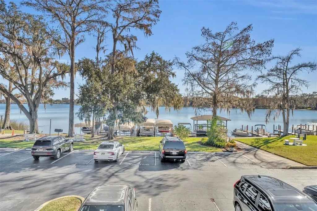 2500 Lee Road Winter Park FL 32789