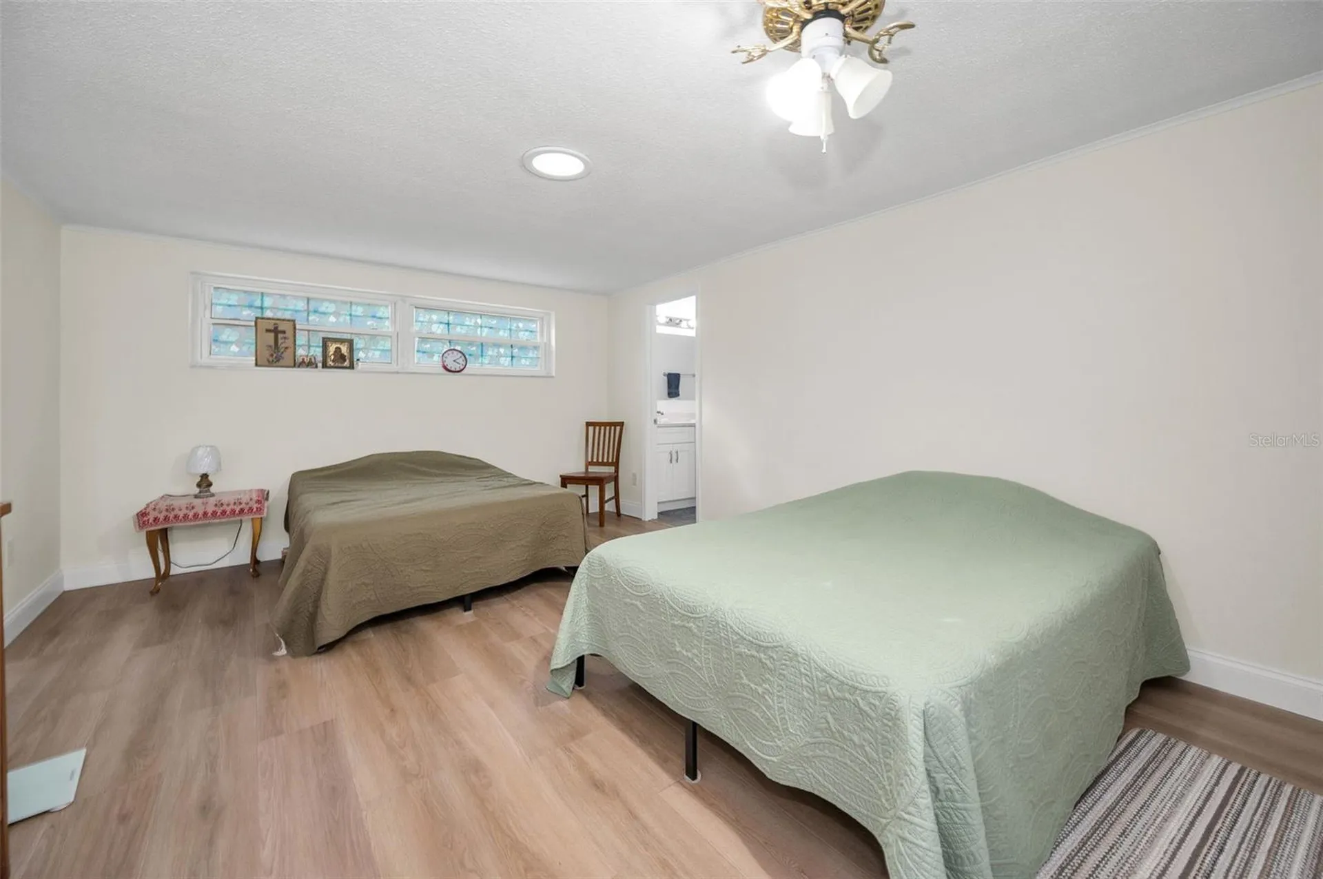 817 Riverside Drive Tarpon Springs FL 34689