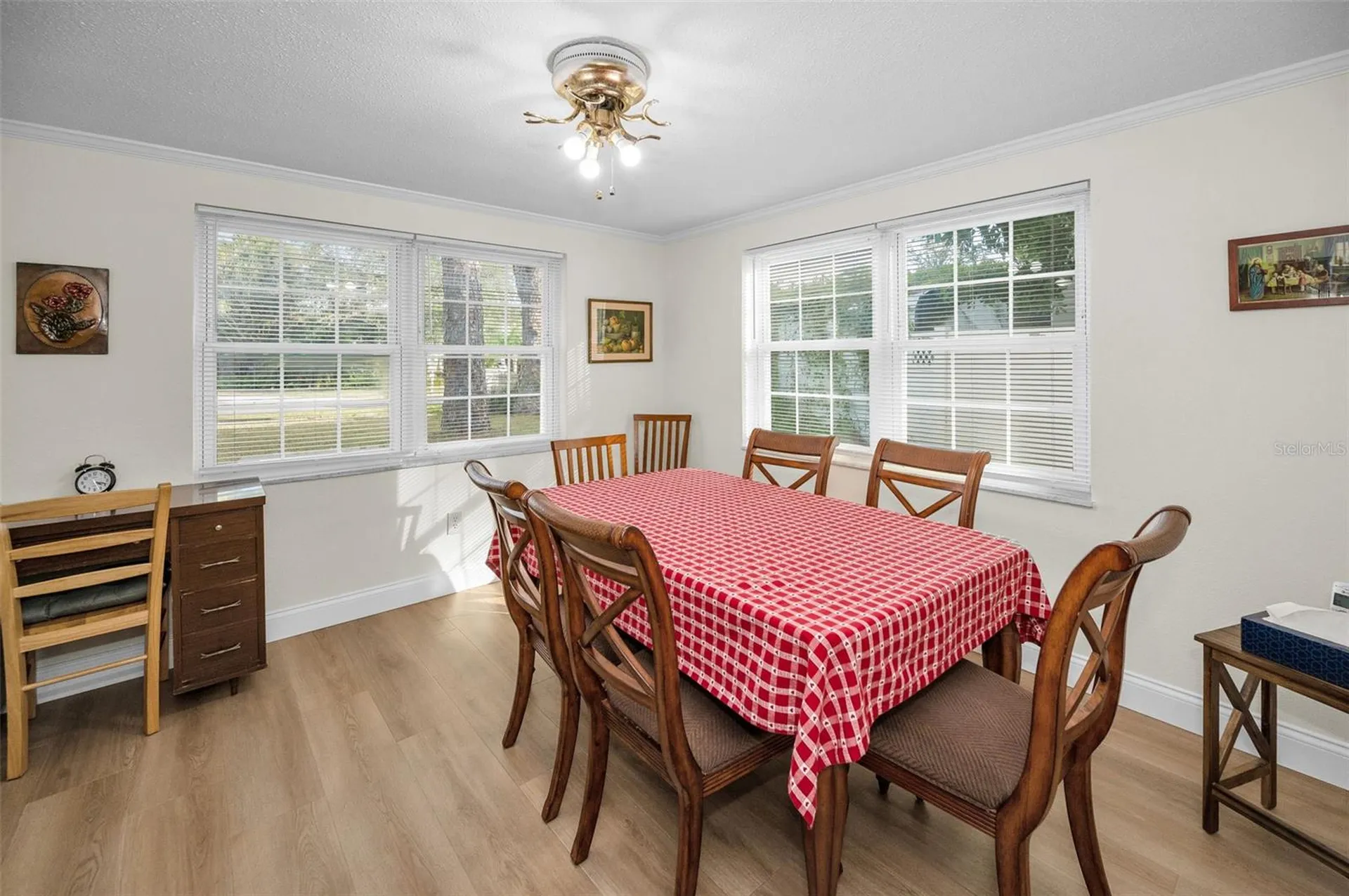 817 Riverside Drive Tarpon Springs FL 34689
